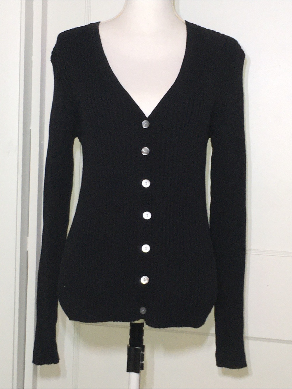 GAP Black V-Neck Button-Front Women's Cardigan Sweater
